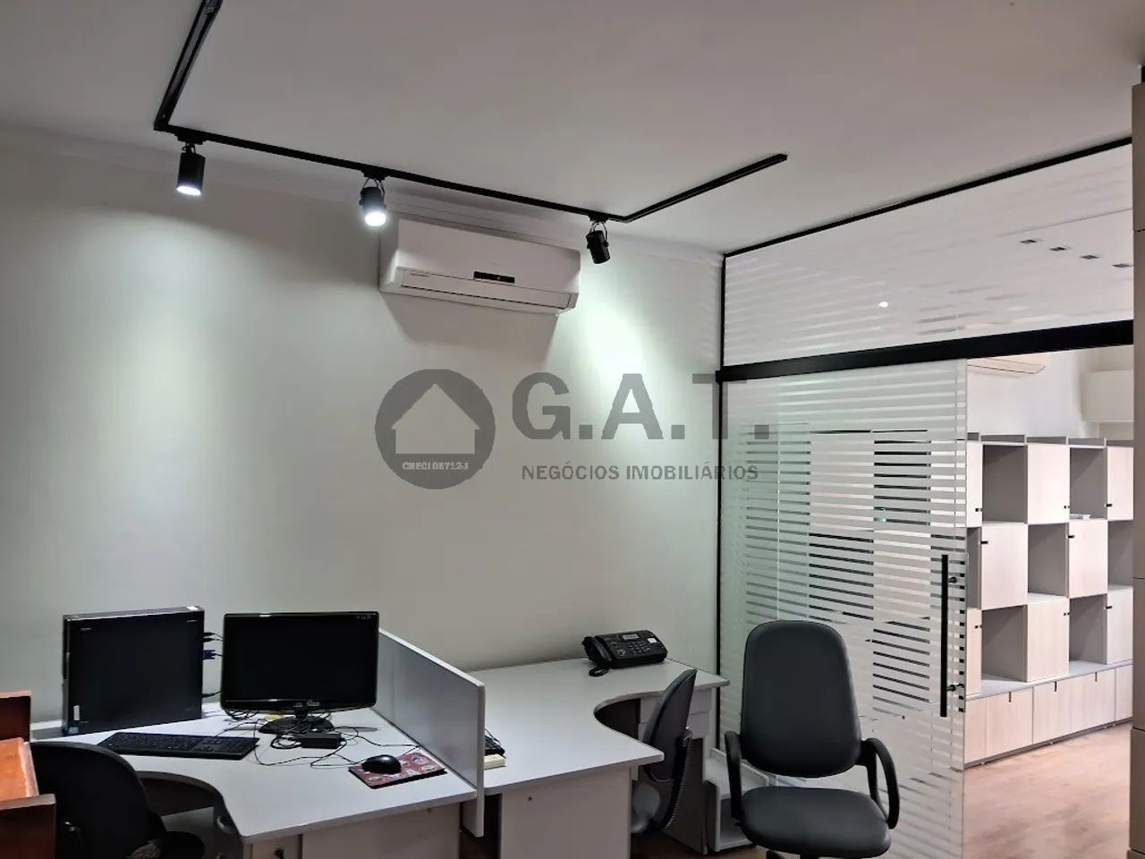 Sala comercial à venda no Centro de Sorocaba-SP, com 2 salas, 1 banheiro e 37,00 m² de áre - Foto 5