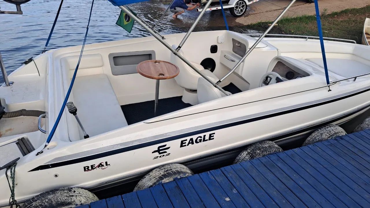 Lancha Eagle 202  - Foto 8