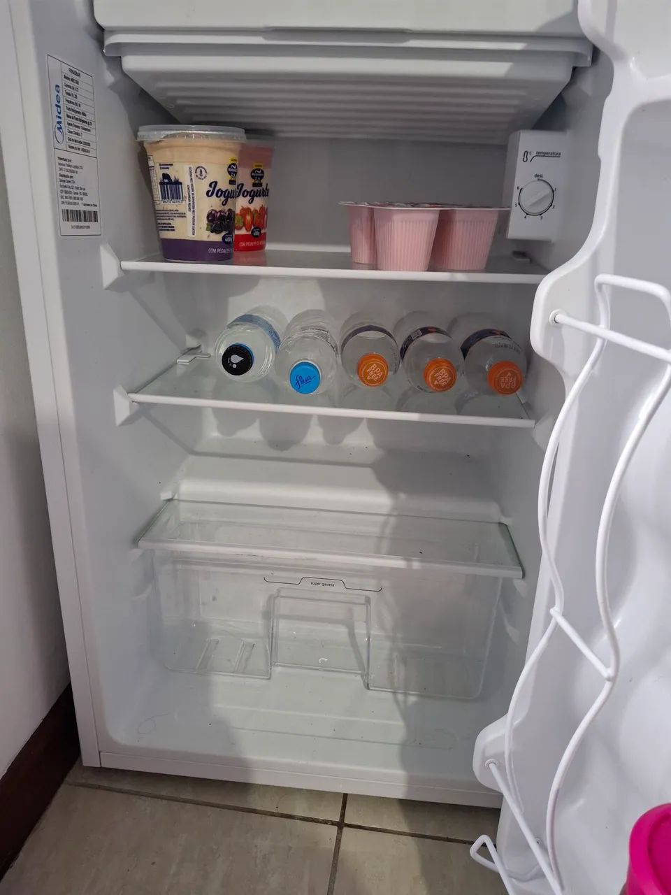 Vendo Frigobar 93 litros semi- novo - Foto 2