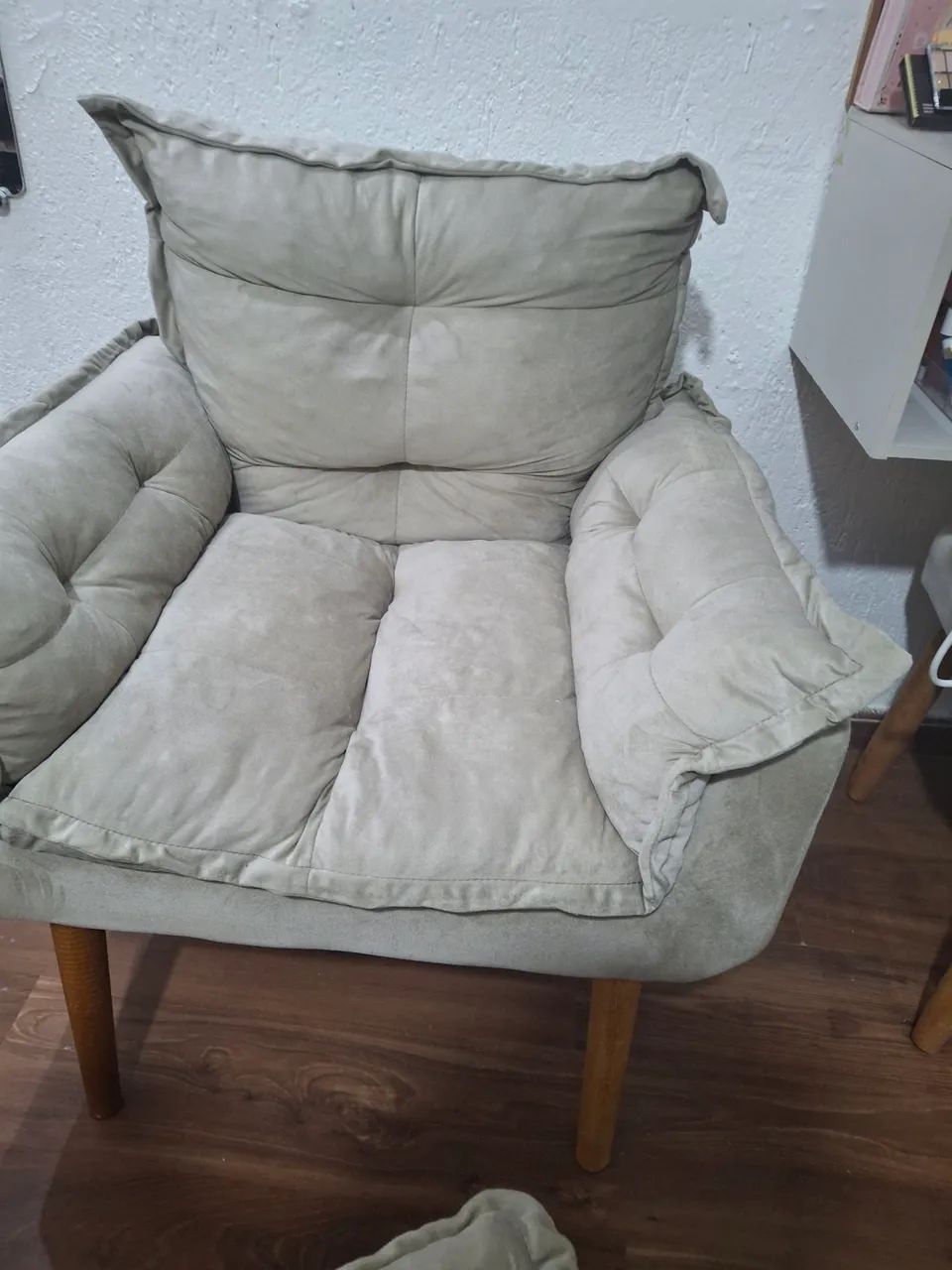 Poltrona confortável estofada