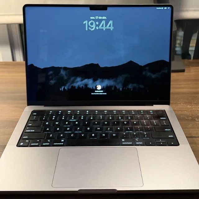 MACBOOK PRO 14