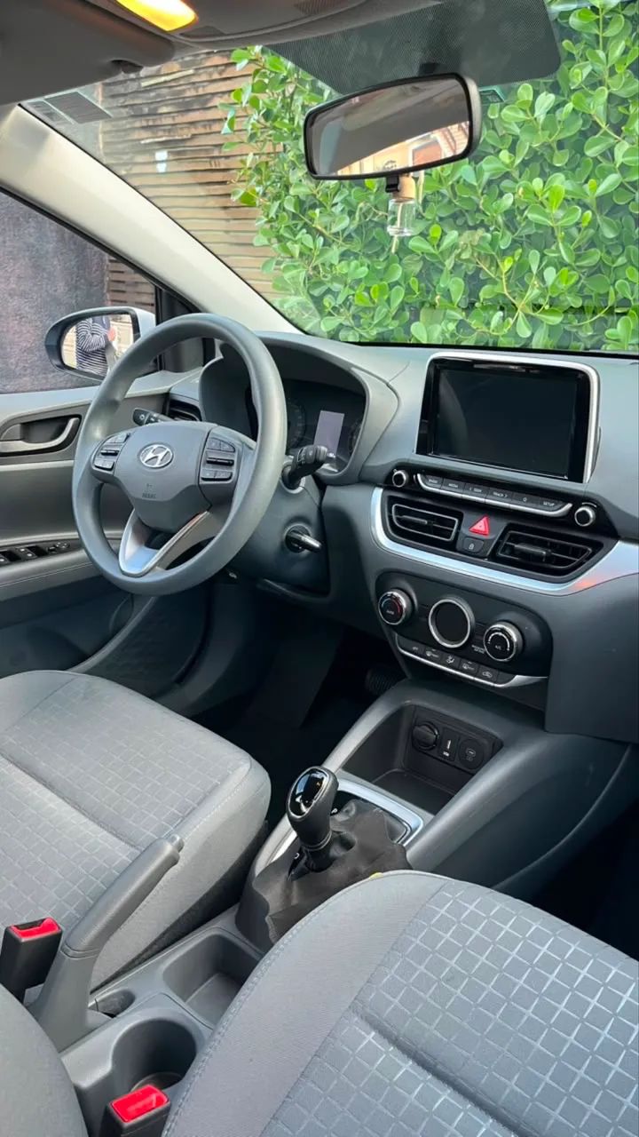 Hyundai HB20S Com. Plus Tech 1.0 TB Flex 12V AUT 2025 - Foto 5