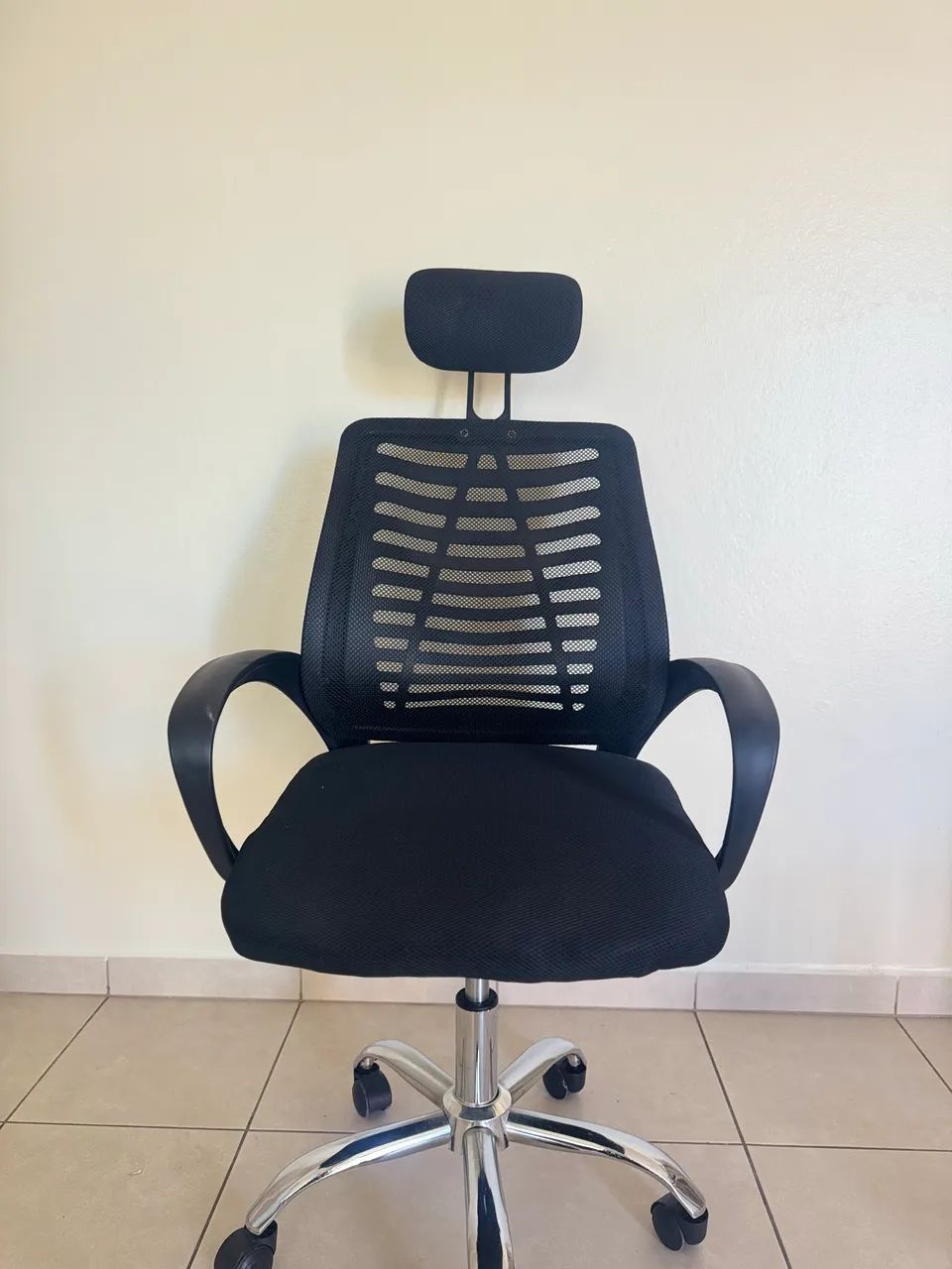 Mesa escritório e cadeira  - Foto 5
