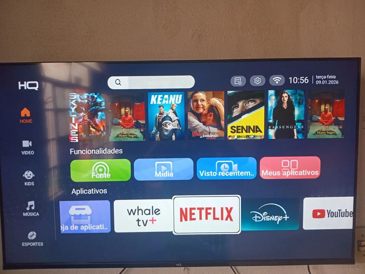 Tv smart 43 HQ com controle 