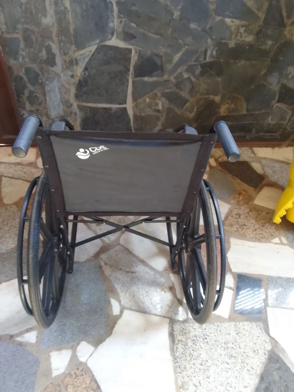 Cadeira de rodas - Foto 2