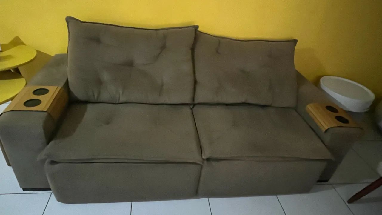 Vendo sofá retrátil  2.20 m - Foto 3