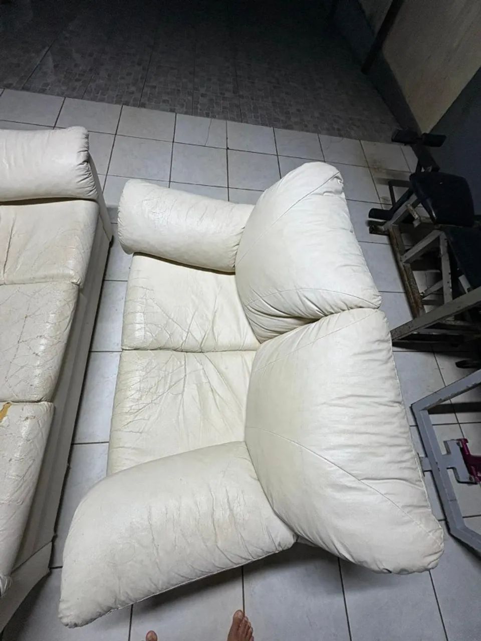 Conjunto de sofá bege usado - Foto 3