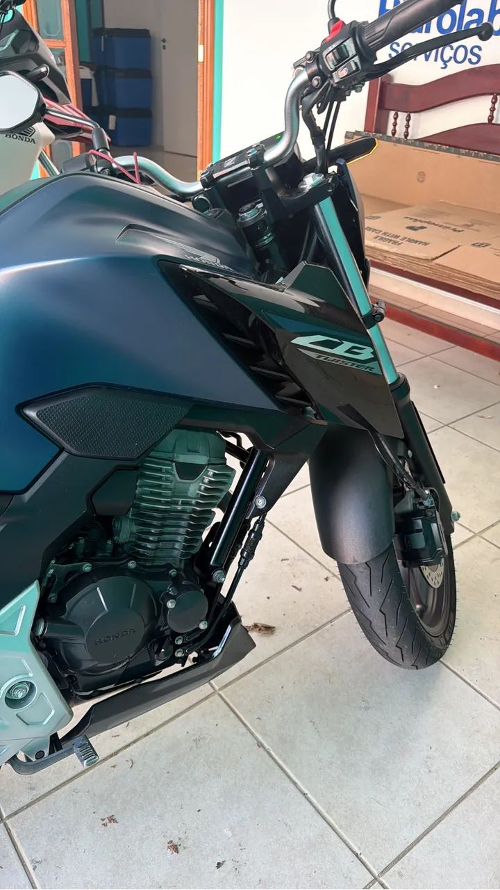 CB Twister 300 CC - Foto 3