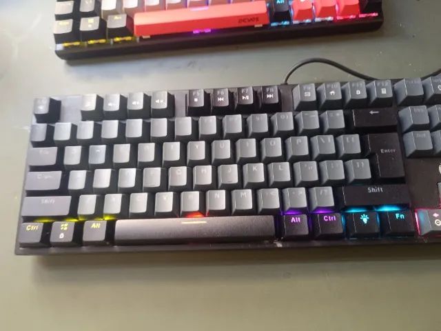 Teclado mecânico atom87 sumi edition 