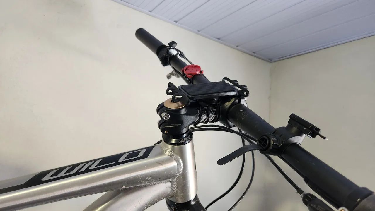 Bicicleta Aro 29" ABSOLUTE WILD BOOST TAM19  - Foto 4
