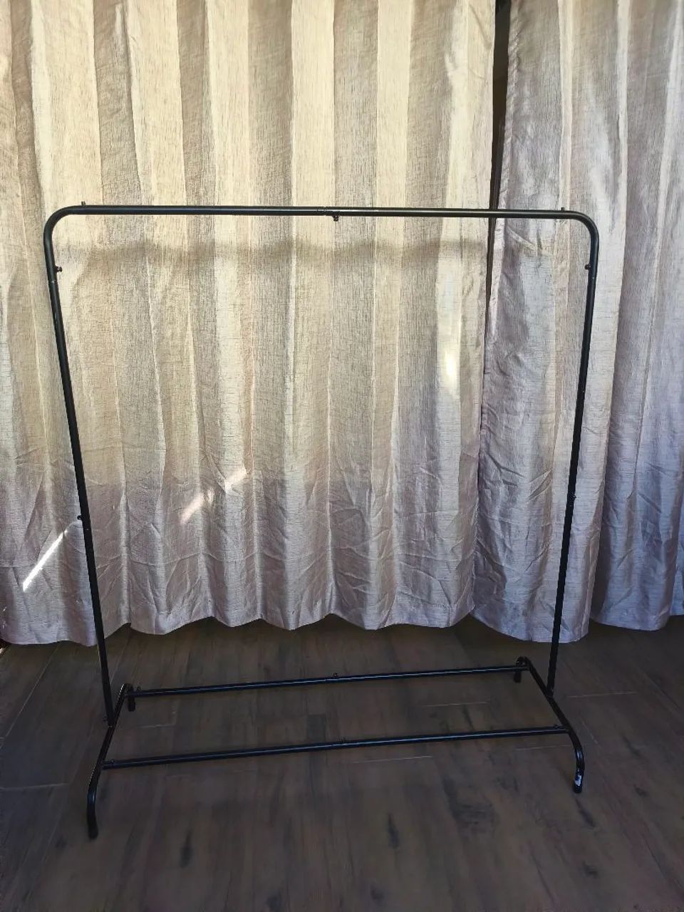 Arara de roupas - Foto 3