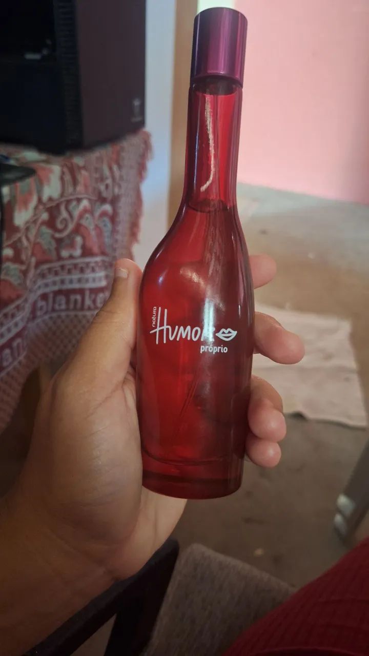Vendo perfume humor próprio 