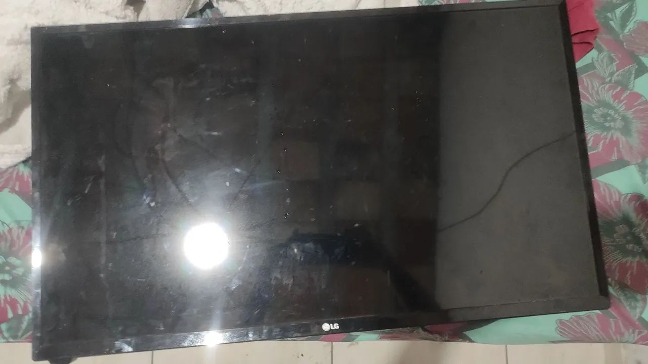 Tv LG 32 polegadas não é smartv  - Foto 2