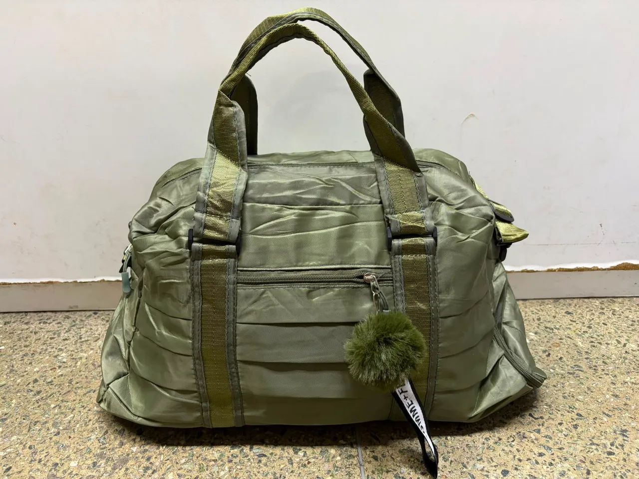 Bolsas de mão com bastante espaço para seus pertences  - Foto 3