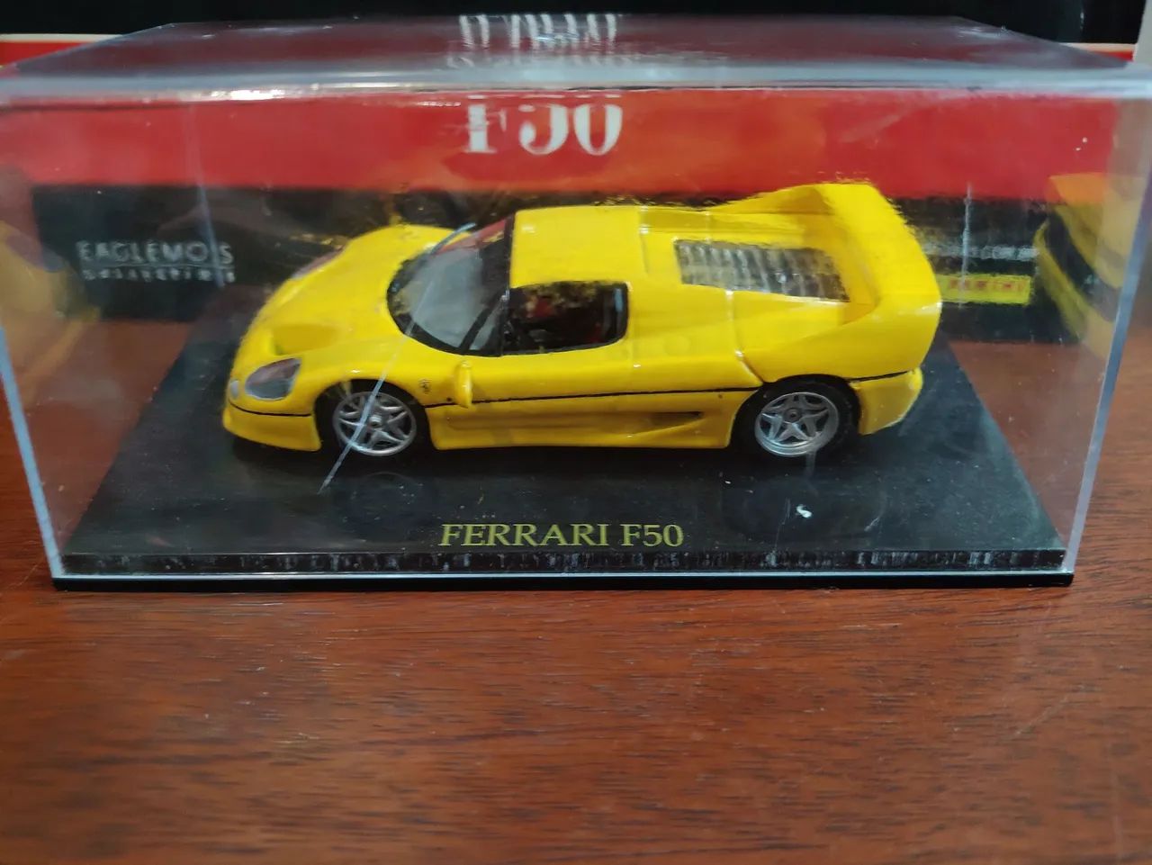 Carrinho coleção Ferrari F50