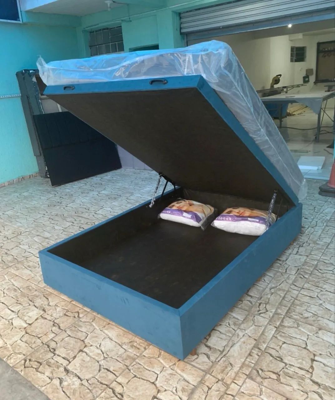 Base box baú casal 