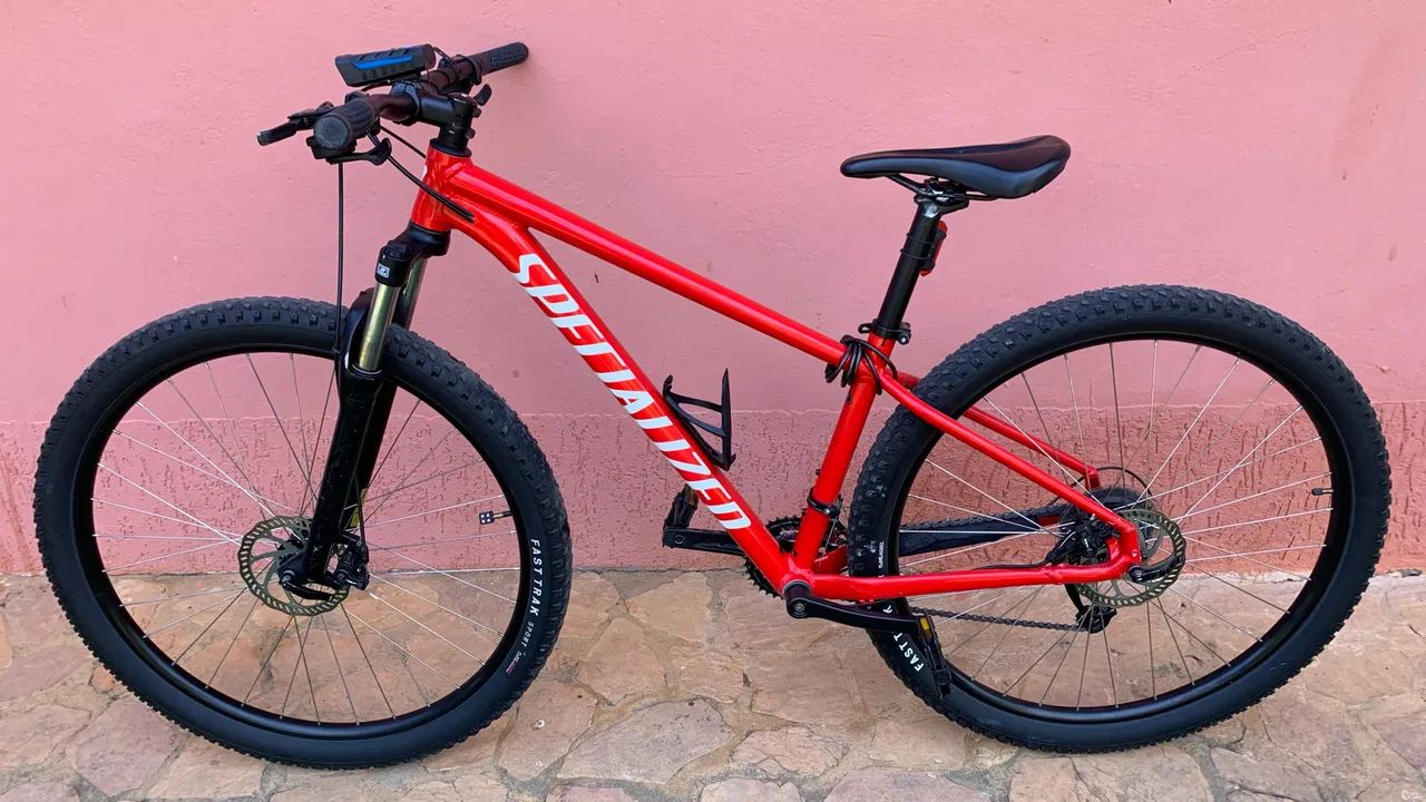bicicleta specialized rockhooper 2024 Tamanho M 