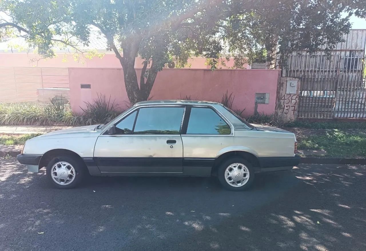 Chevrolet Monza CLASSIC/ SL/E/SR 1.8 1990