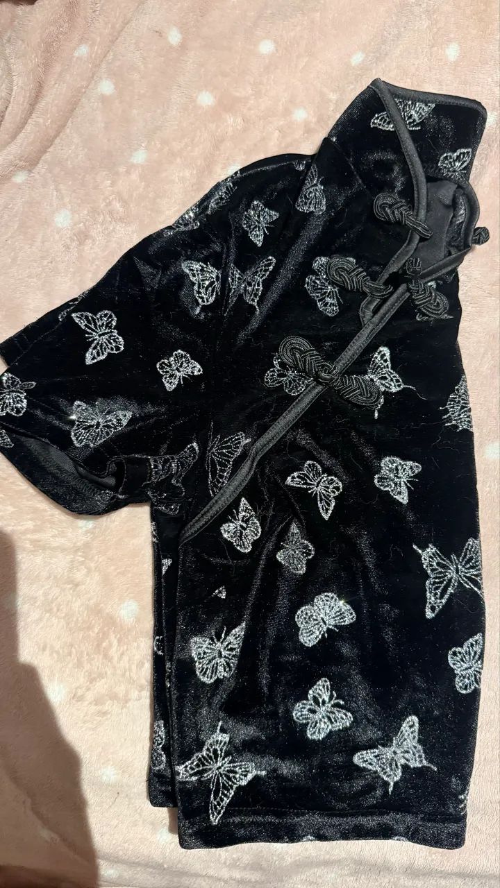 Cropped estilo chinês com estampa de borboletas - Foto 3