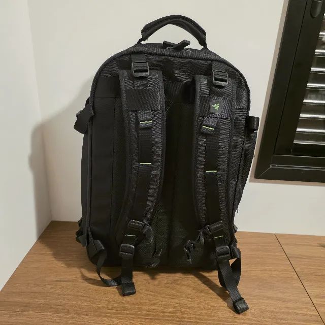 Mochila Razer Rogue 17" V3 - Estado de Nova - Foto 4