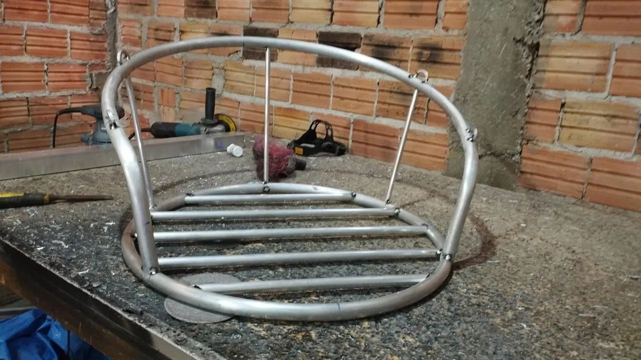 Balanço suspenso em alumínio 