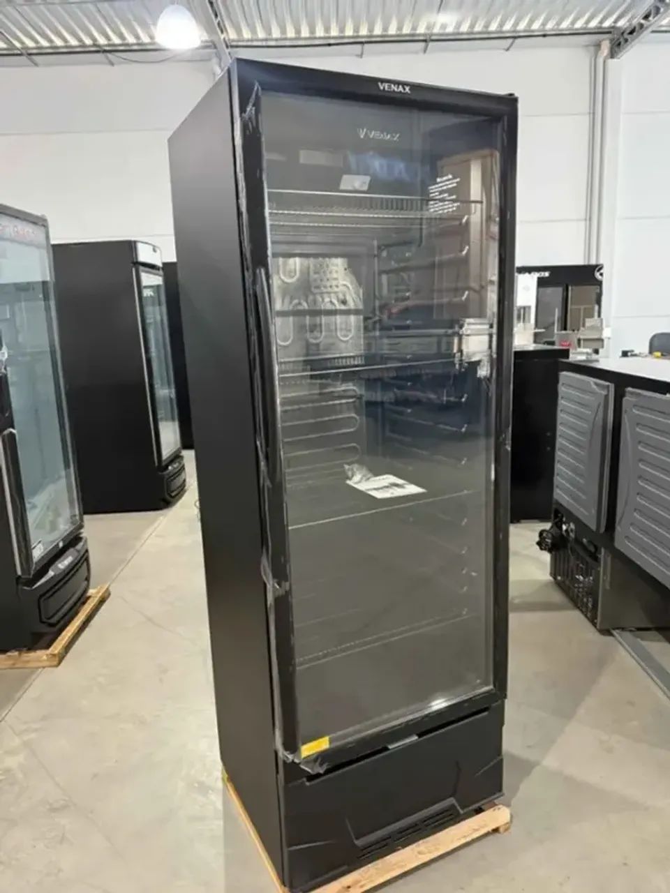 ｖ（＾＿＾ｖ）♪ REFRIGERADOR VISA COOLER VENAX VV400 - 400L PORTA DE VIDRO | PRETO