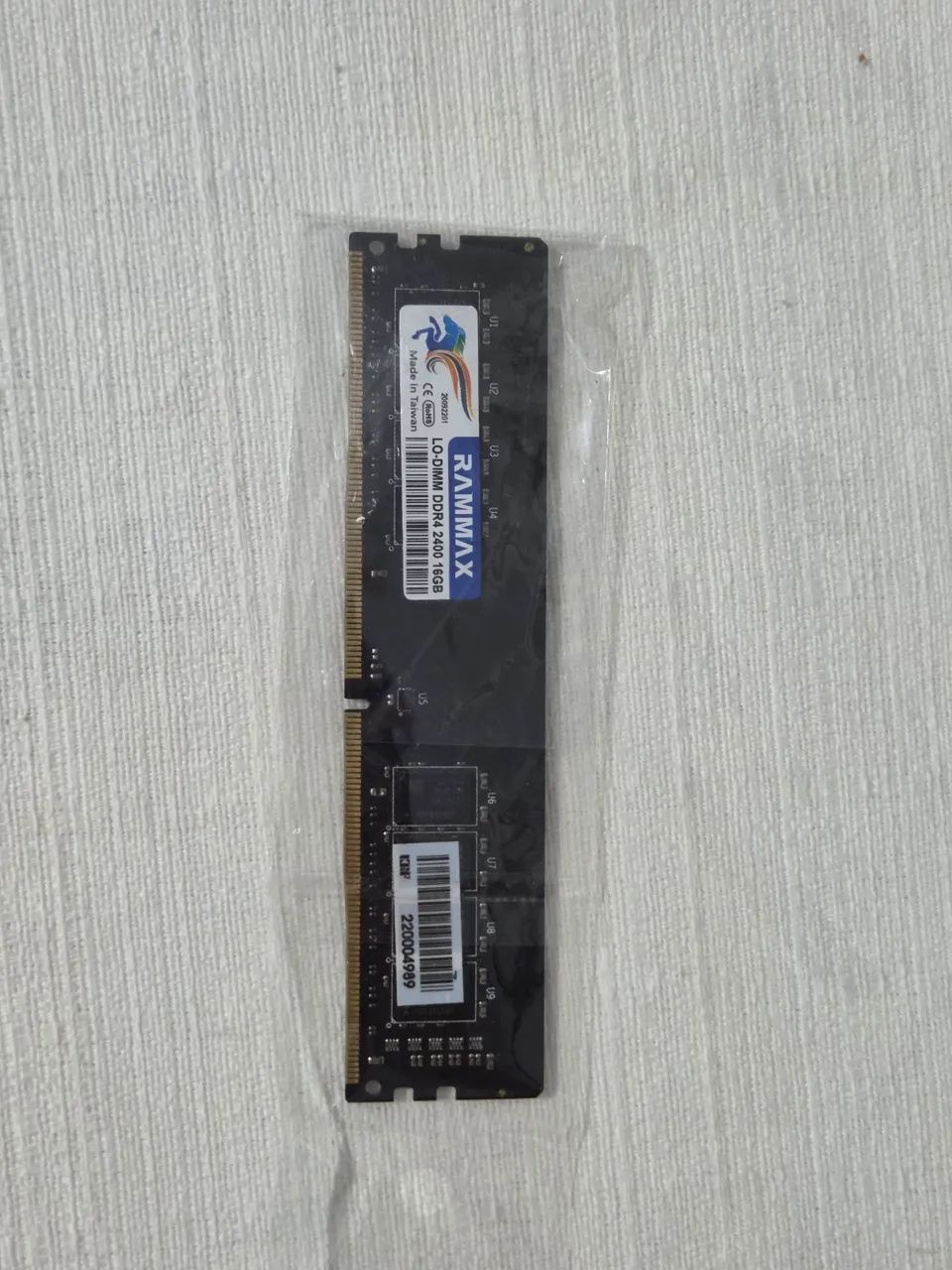Memória RAM 16 GB DDR4 2400 MHz
