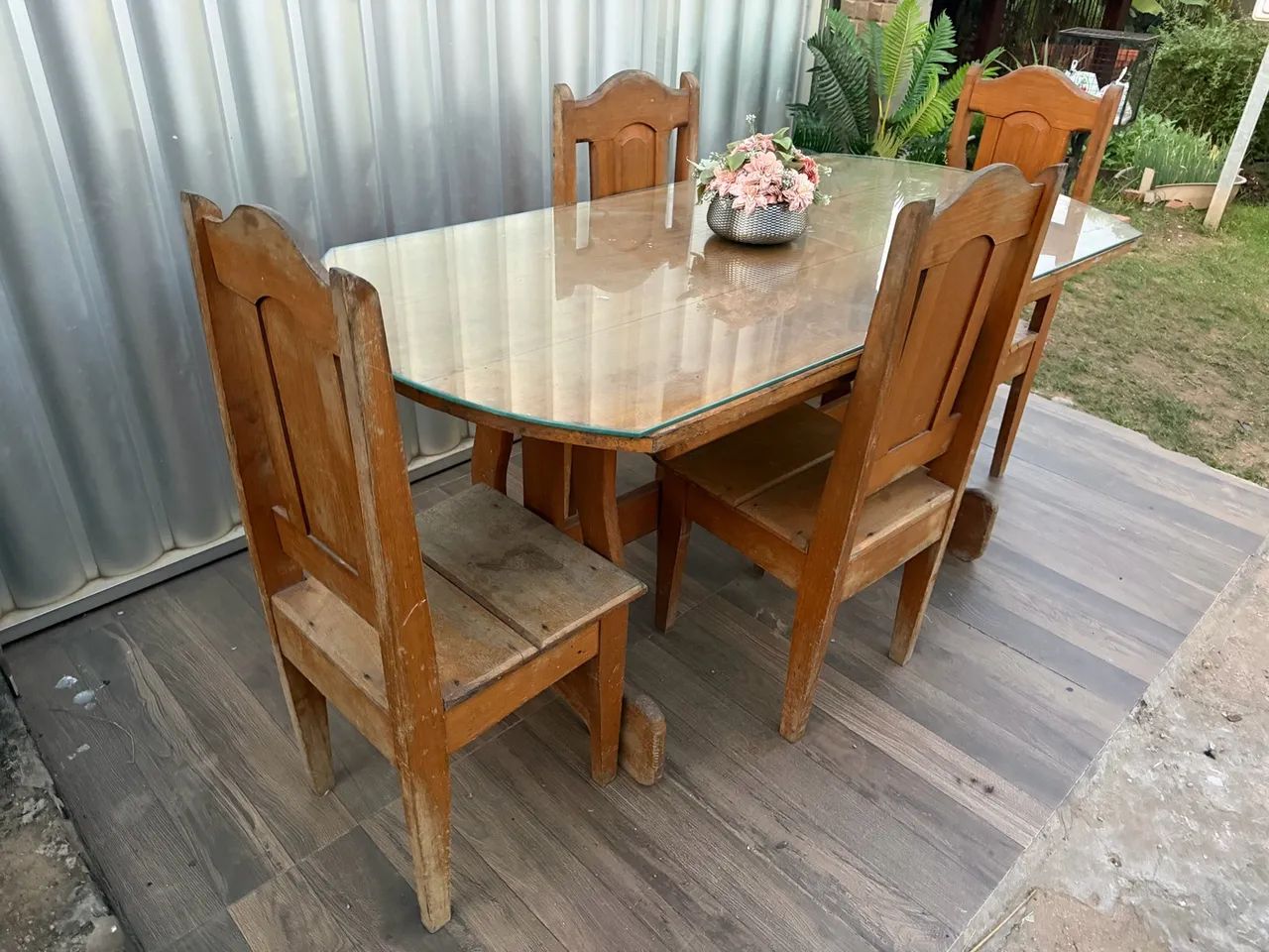 Mesa de madeira com vidro  - Foto 4