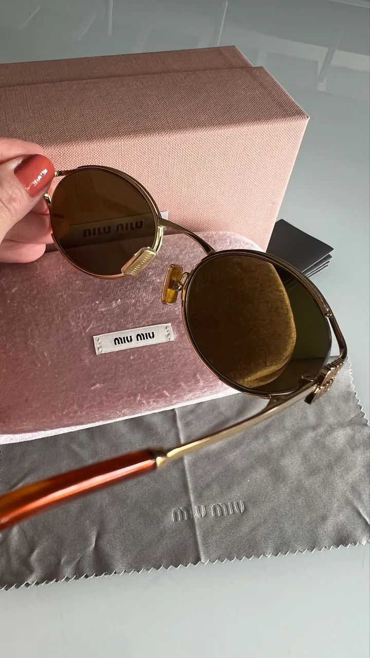 Oculos de Sol Miu Miu 52YS ORIGINAL - Foto 3
