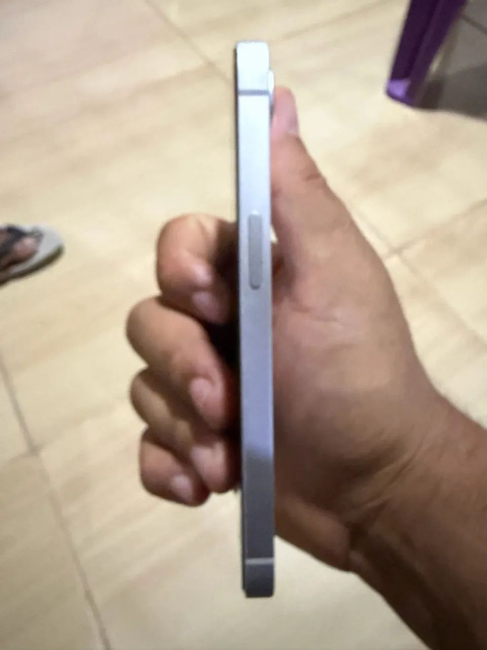 IPHONE 16e NOVO  - Foto 4