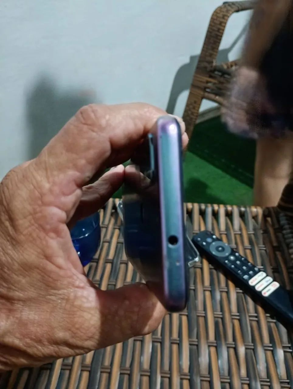 Celular moto 30 - Foto 2