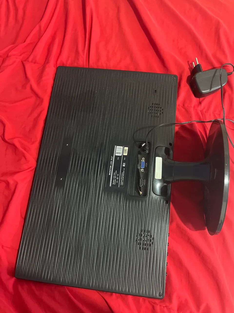 Monitor BraView LED-1951 de 19,5 polegadas