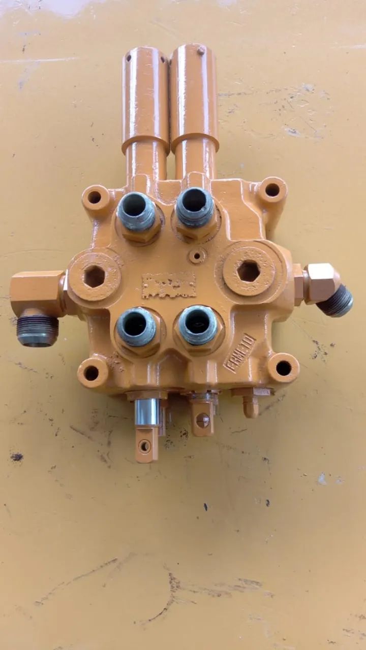 COMANDO HIDRAULICOS PARA MAQUINAS PA CARREGADEIRAS - Foto 2