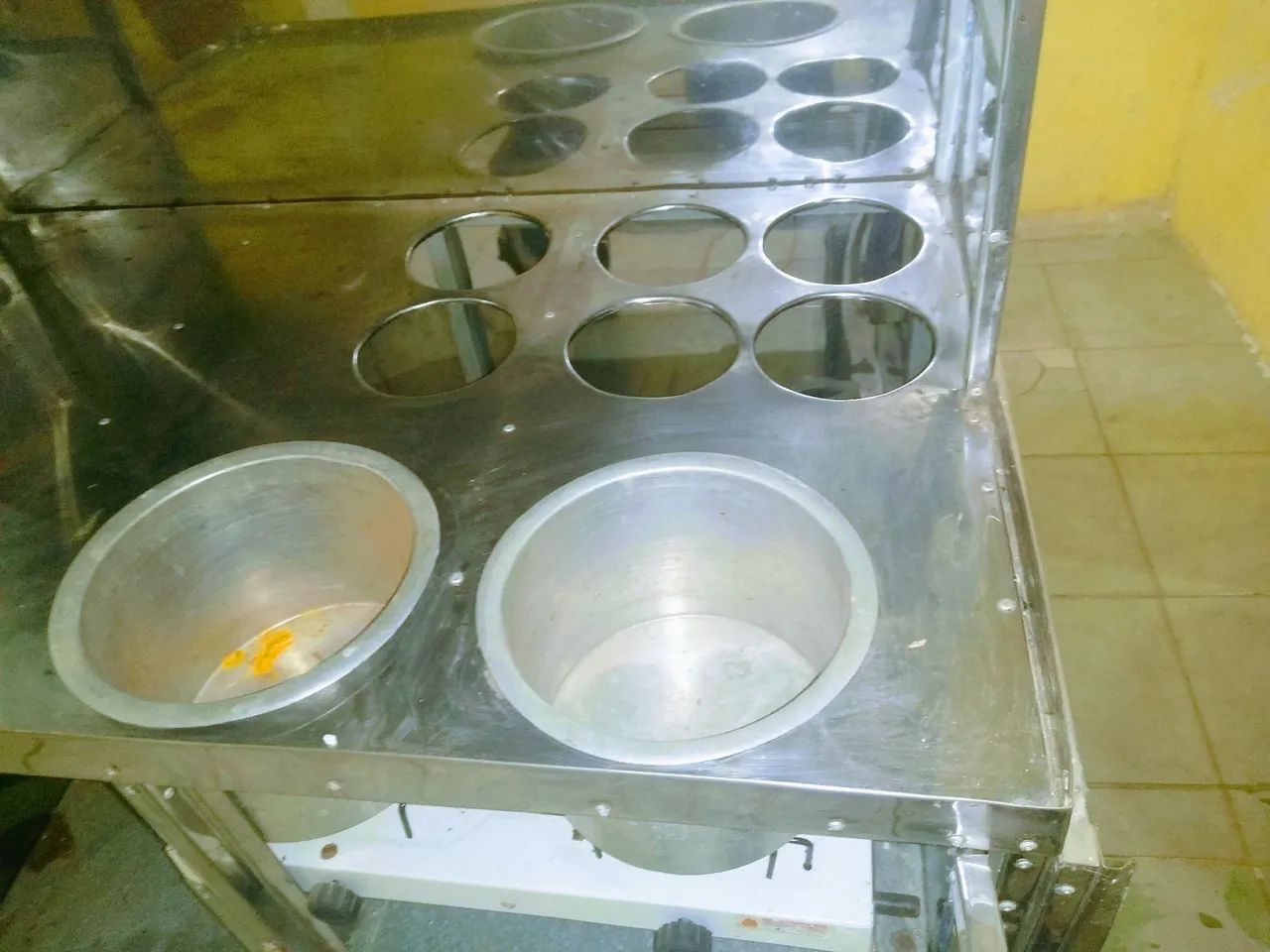 Carrinho de inox  - Foto 5