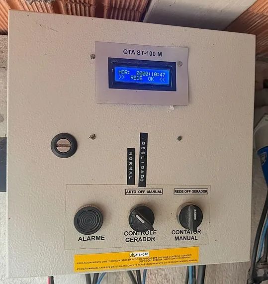 Gerador a Gasolina 12 kVA 110/220V Bifásico Cabinado com Quadro Automático - Foto 2