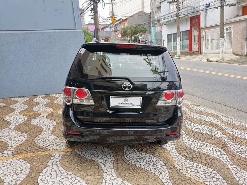 Toyota Hilux 2012 Usados e Novos