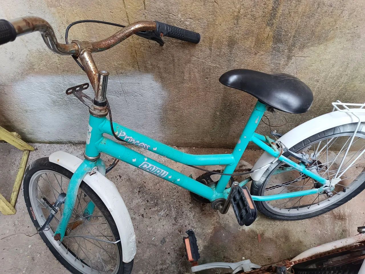 Vendo duas 2 bicicletas pelo o preço de uma  - Foto 3