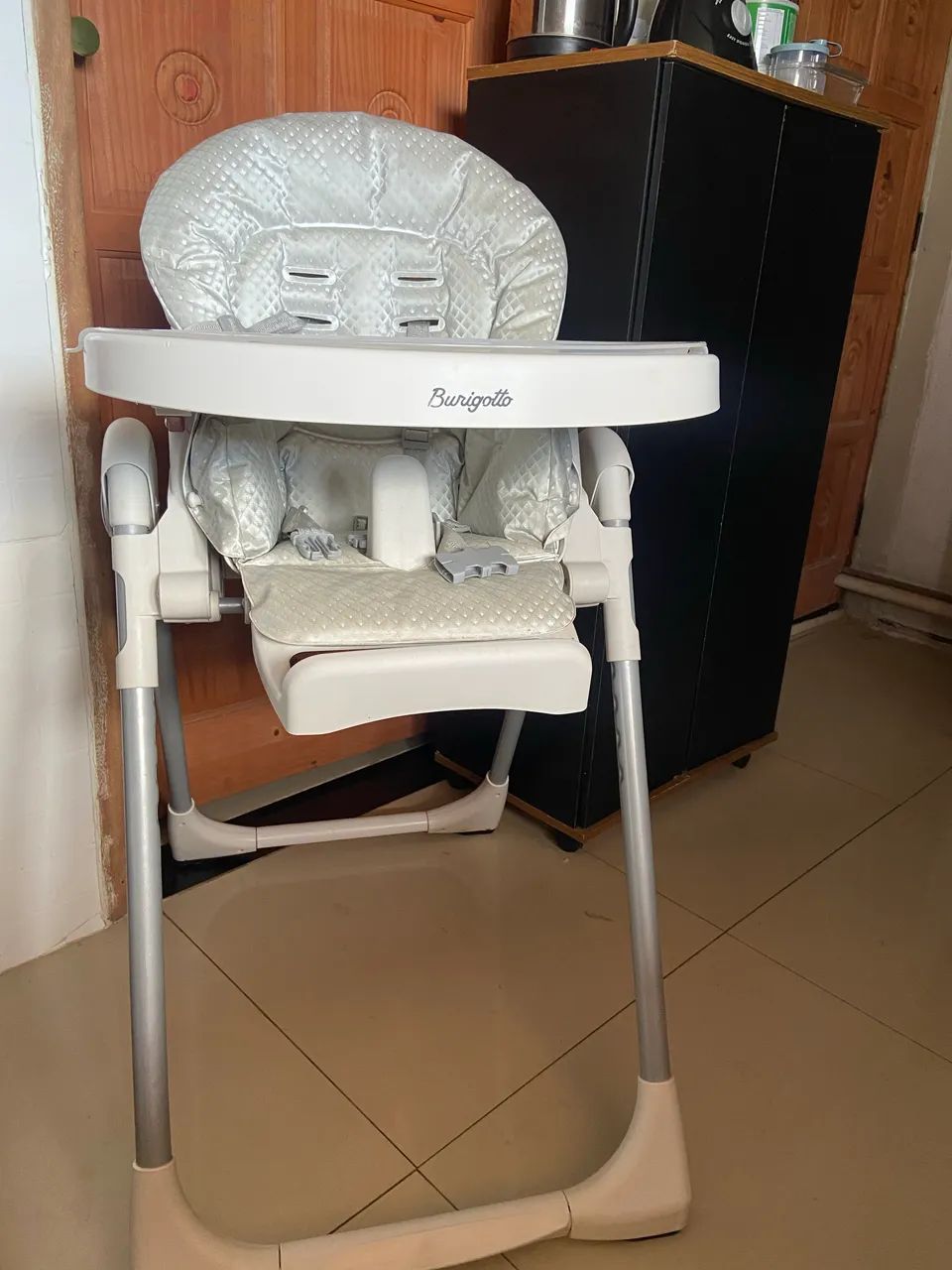 Cadeira de alimentação 