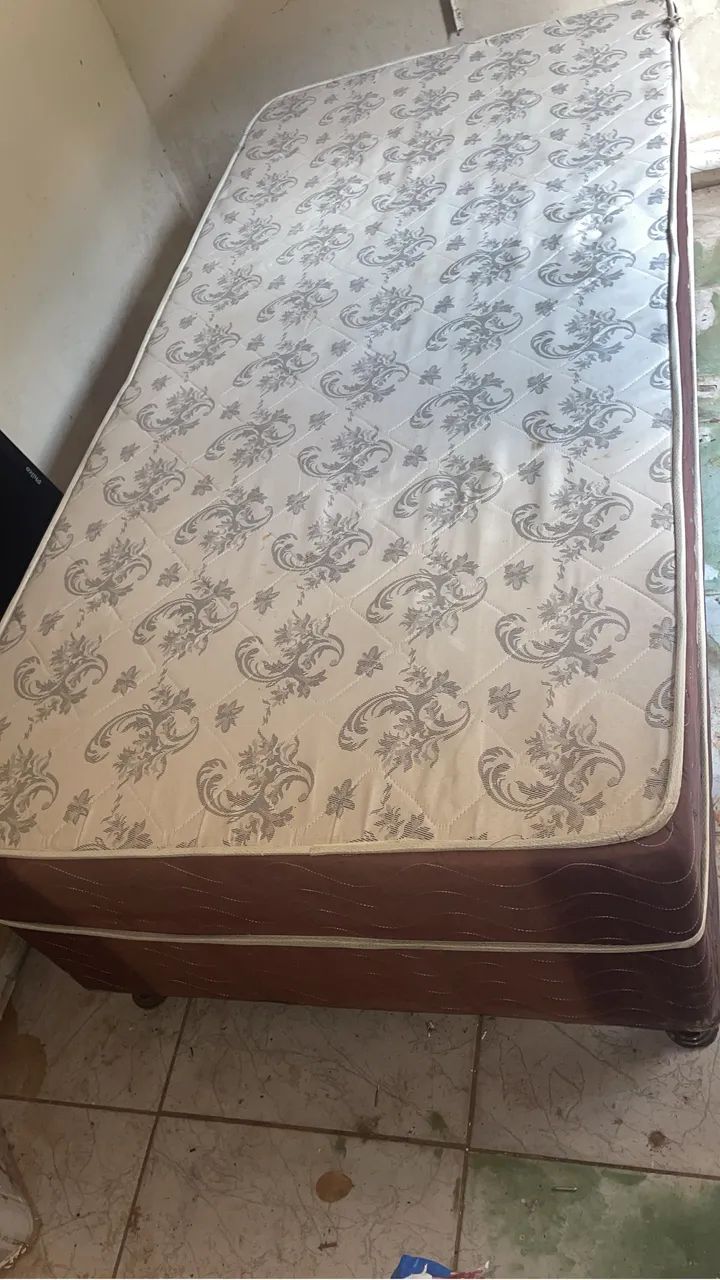Cama de solteiro 