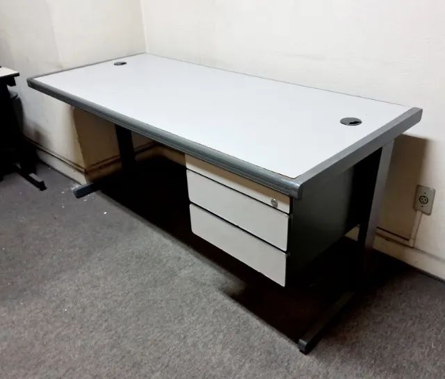 Mesa de Escritório Cinza - Foto 3