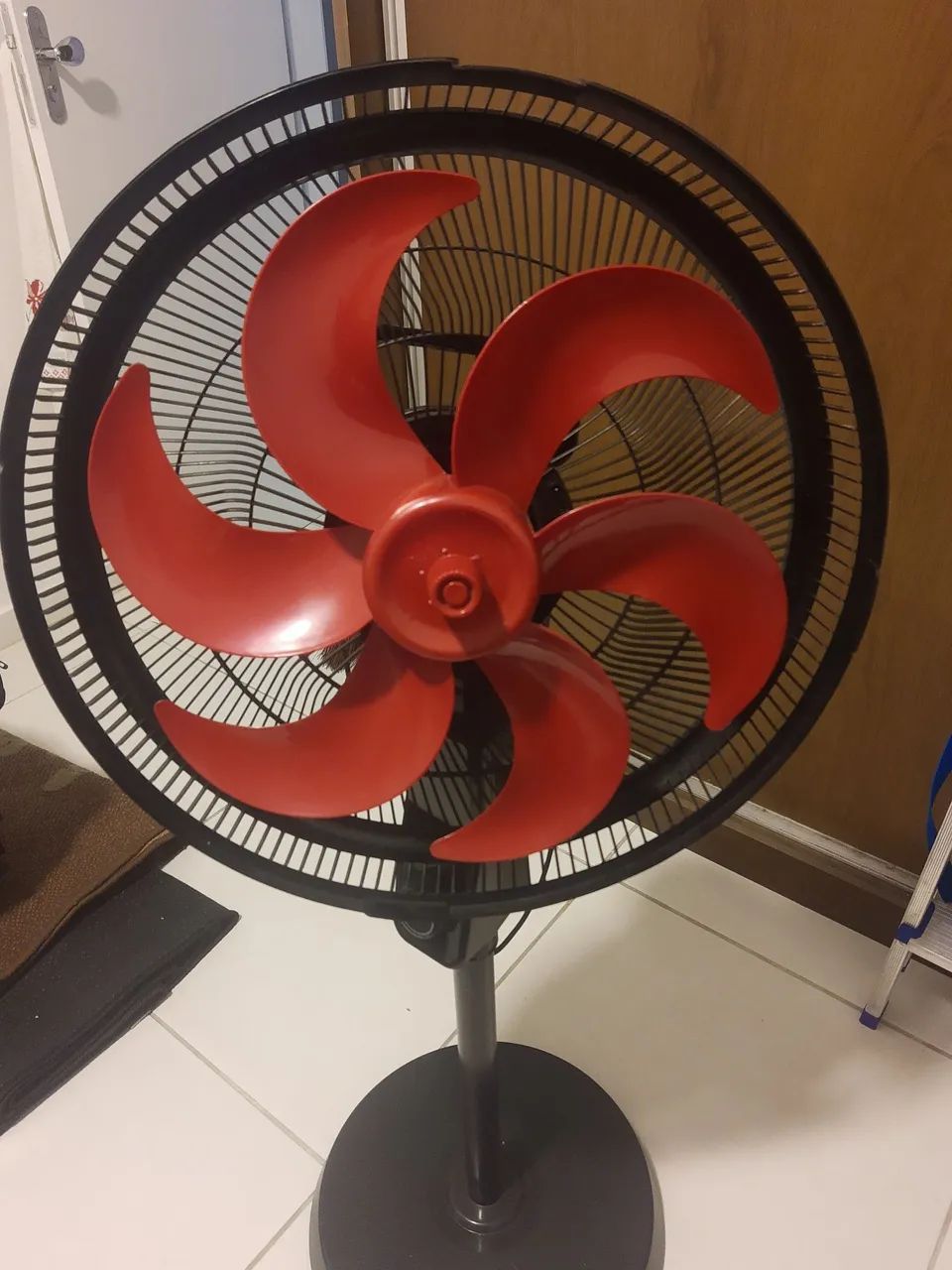 Ventilador Oster 40cm  com - DEFEITO. - Foto 4