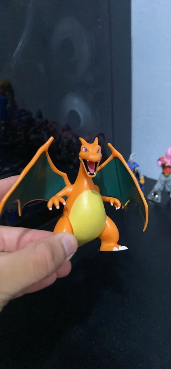 Pokémon charizard  - Foto 2