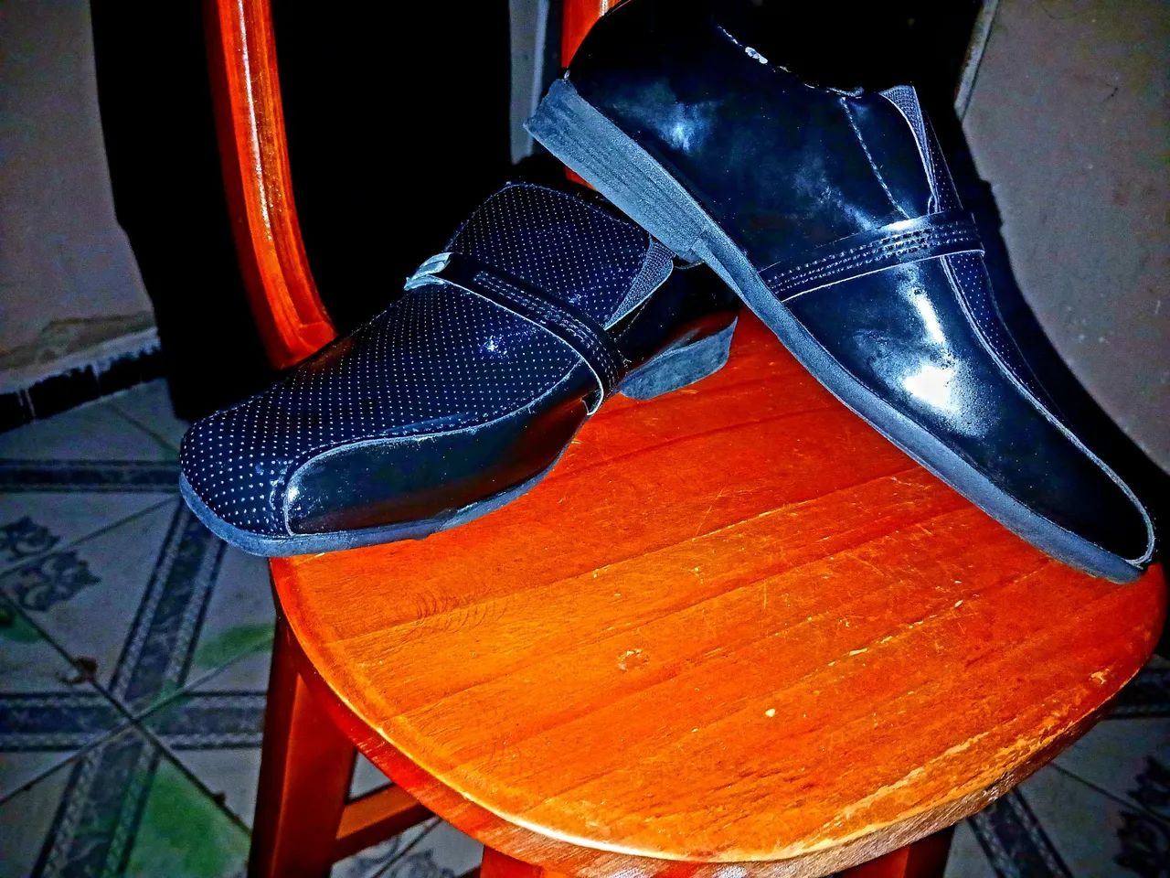 Sapato social baratinho pra vender logo!