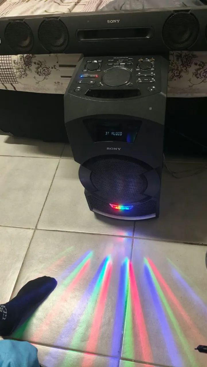 Caixa de Som Torre Sony (Mini System com Bluetooth)