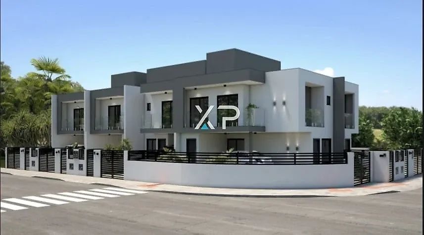 Sobrado 2 Quartos com 2 Suítes e 89m² - Sertão do Maruim