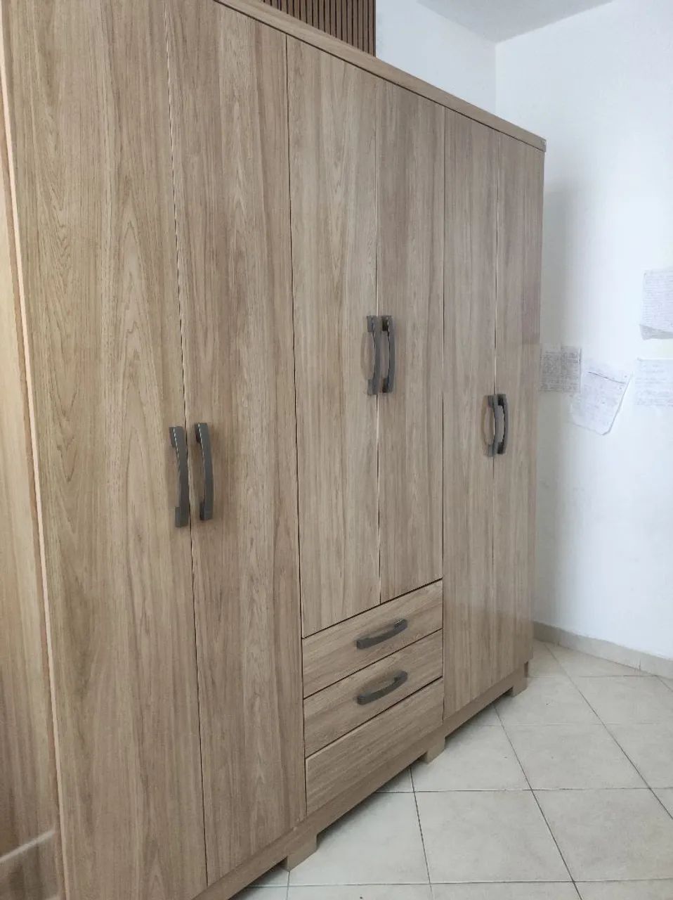 Guarda roupa 6 postas