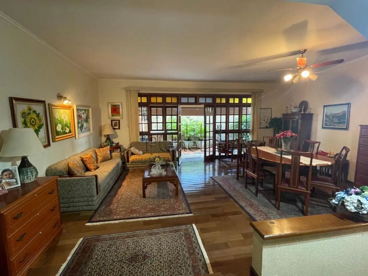 Sobrado à venda em Campinas, Jardim Guarani, com 4 quartos, com 221.44 m²