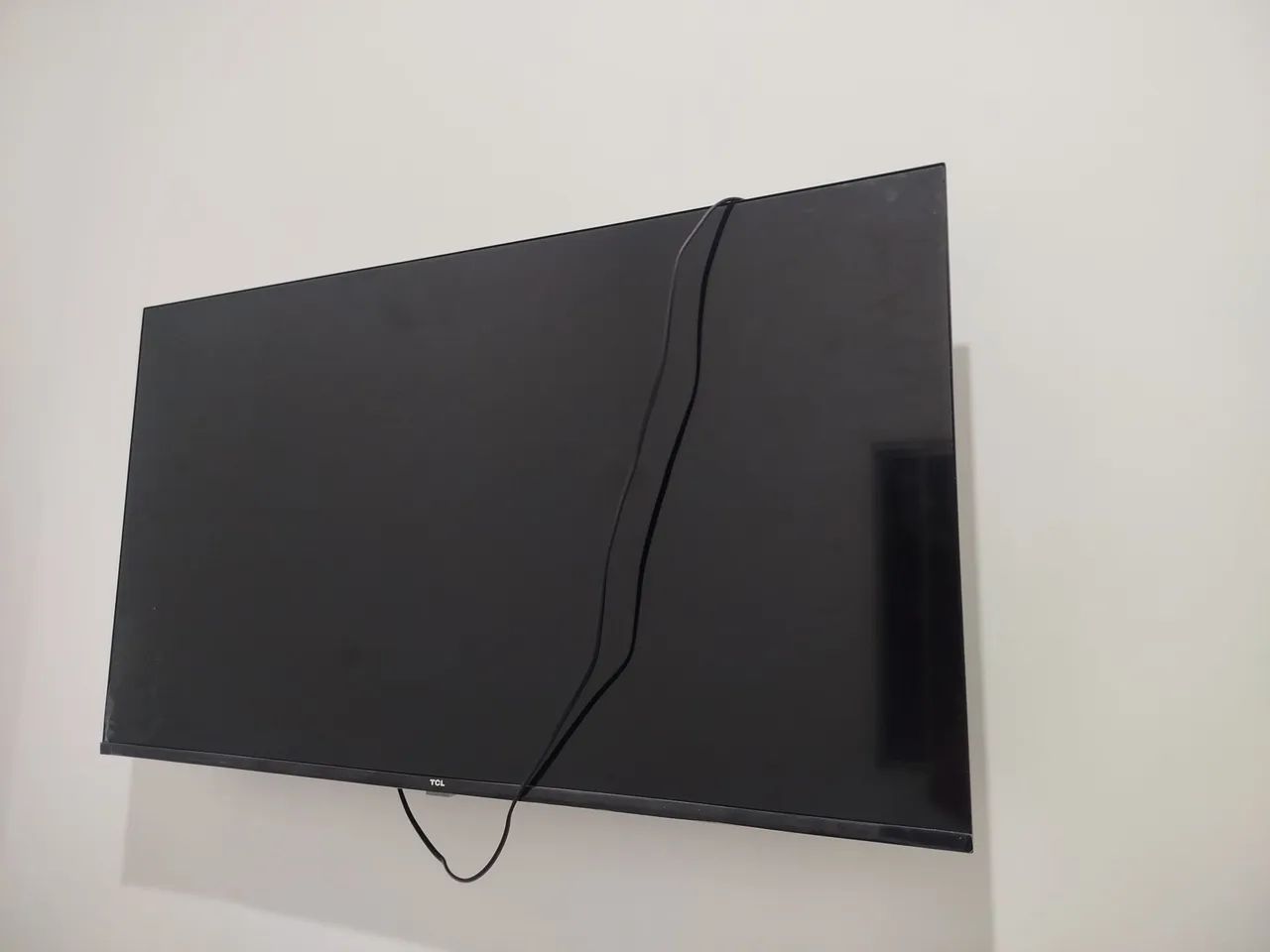 Vendo uma tv TCL com avaria  - Foto 3