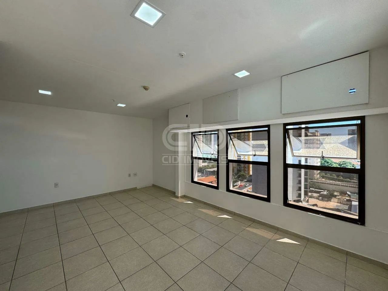 Sala Comercial com 53m² no Centro Empresarial Maruanã - Foto 5
