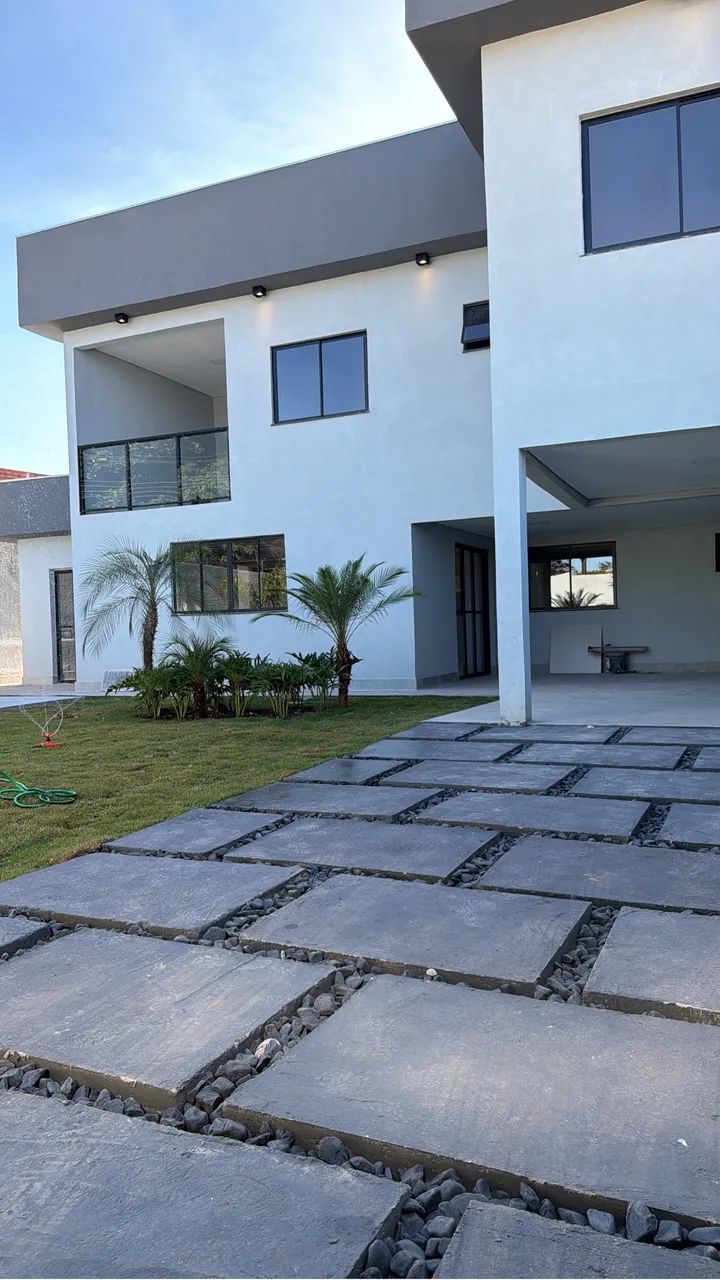 Vendo casa Arniqueiras 4 suítes regularizada 